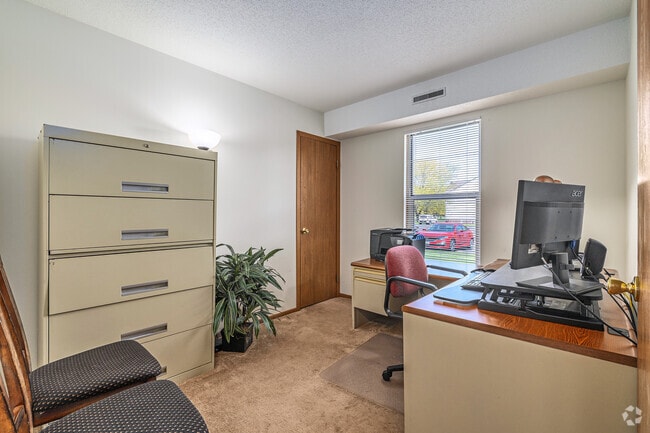 2BD, 1BA - 620SF