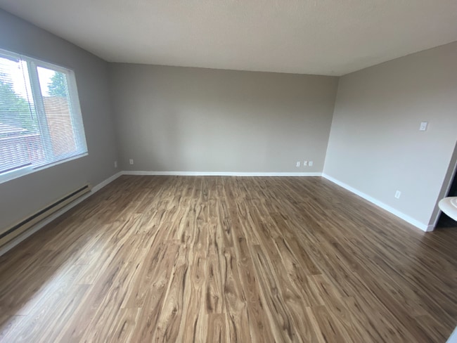 Photo - 308 Summit Ave N Unit 17