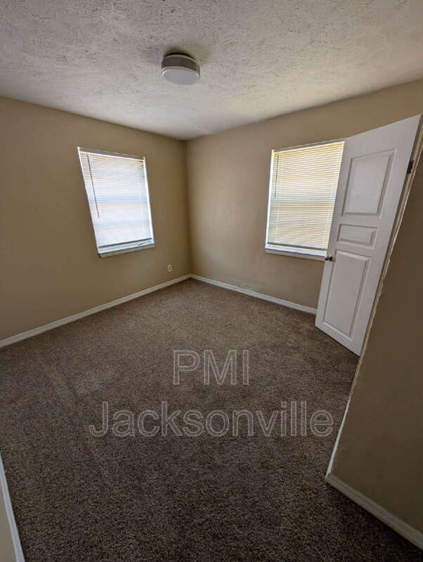 Photo - 4139 Fairfax St