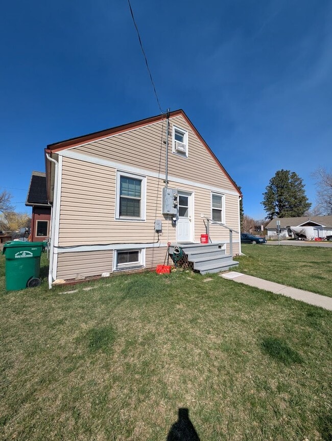 Building Photo - AAJ903 Unit 903