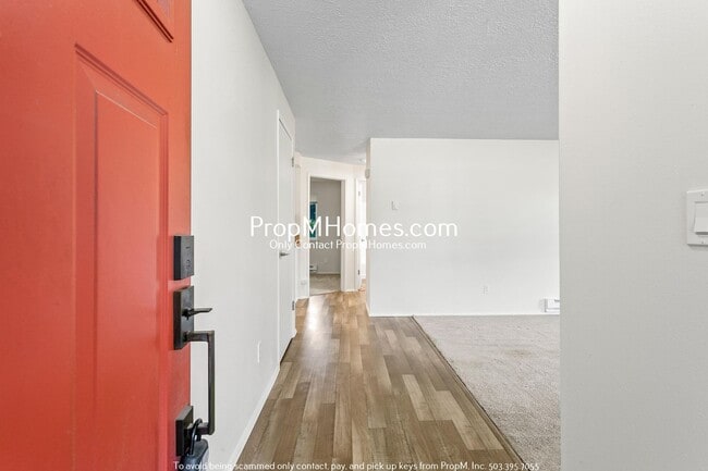 Photo - Updated Two Bedroom Duplex in Newberg!