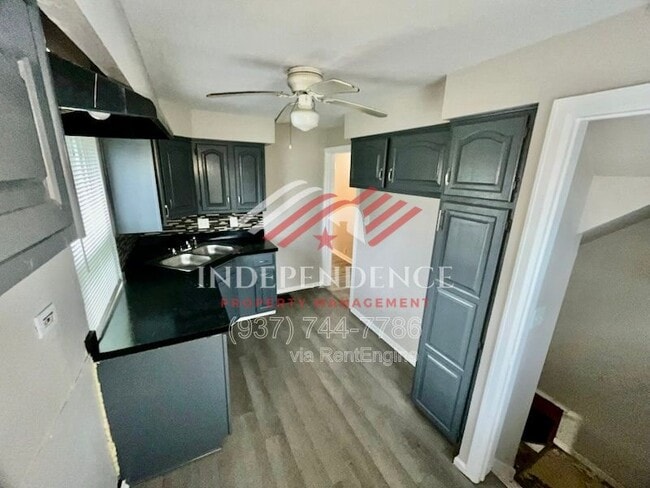 402 Harriet St
