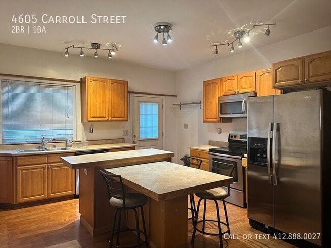 Photo - 4605 Carroll St