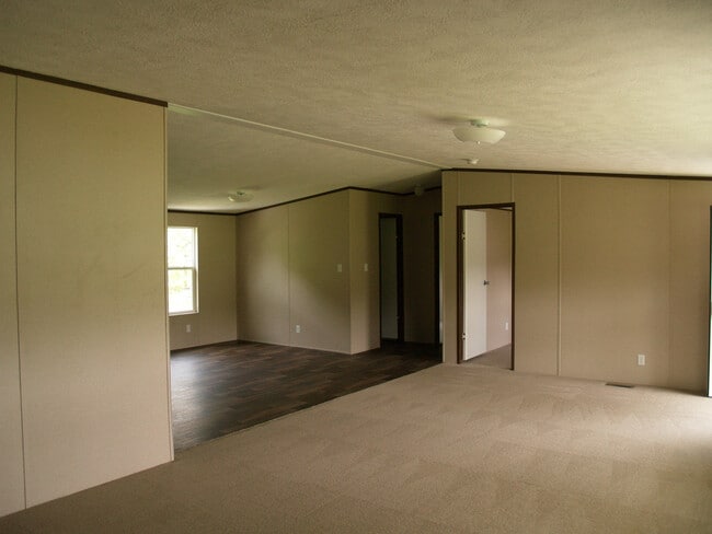 Photo - 3b Ranch Home