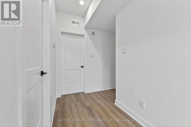 Photo - 70 Havelock St Unité 0A