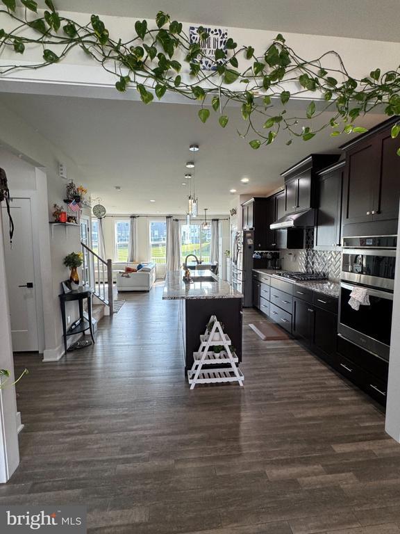 Photo - 213 Catalpa Ln
