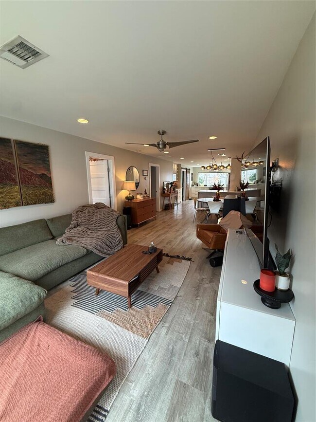 Photo - 4707 Gonzales St