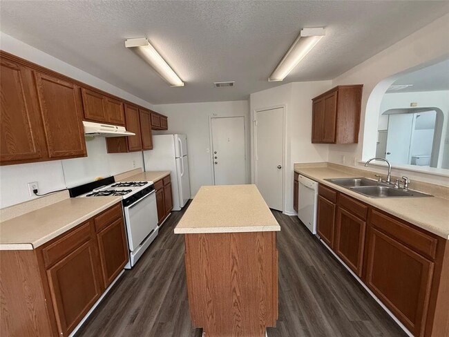 Photo - 3311 Etheredge Dr