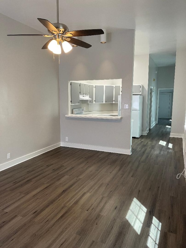 Photo - 739 Valence St