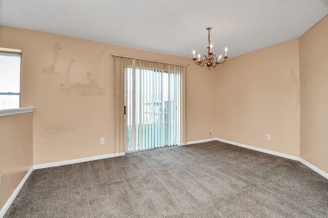 Photo - 8914 Pecan Pl Dr