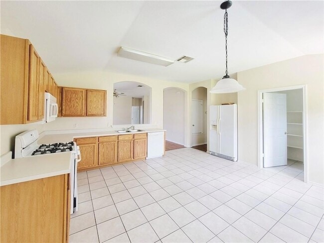 Photo - 503 Lafayette Square Dr