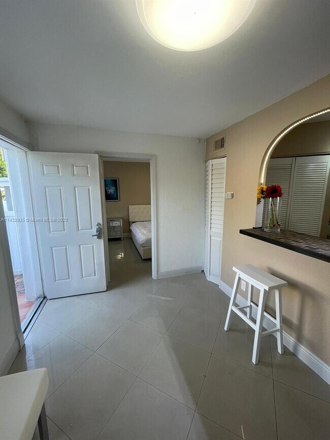 Photo - 3000 SW 23rd St