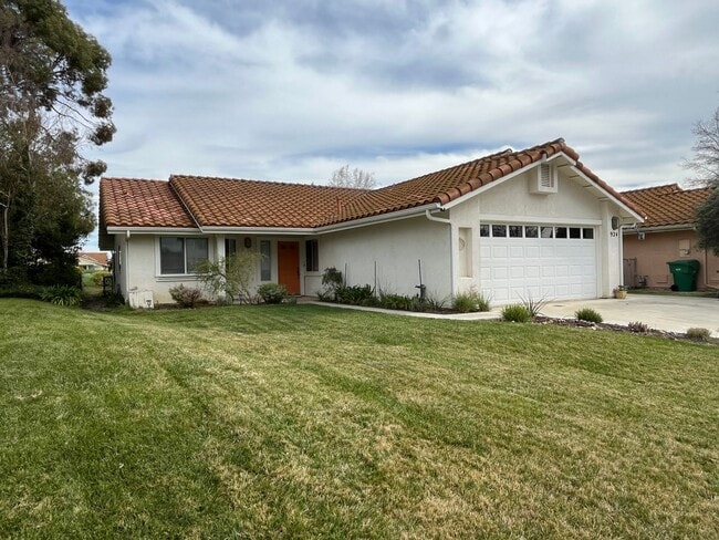 Photo - 924 Torrey Pines Dr