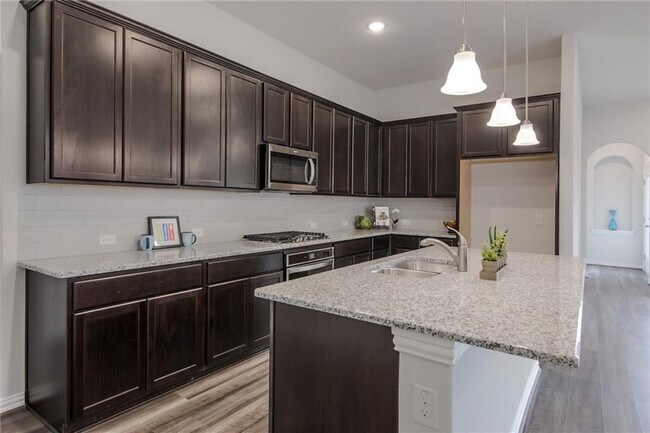 Photo - 708 Sunny Ridge Dr