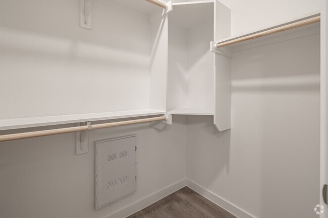 1HAB, 1BA - 663 ft² - Caroline Longhorn Quarry