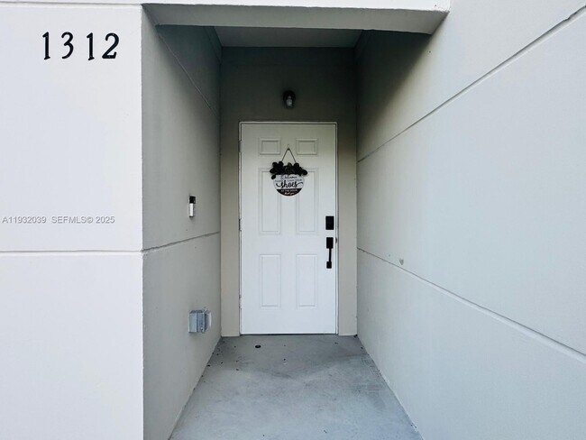 Photo - 1312 NW 3rd St