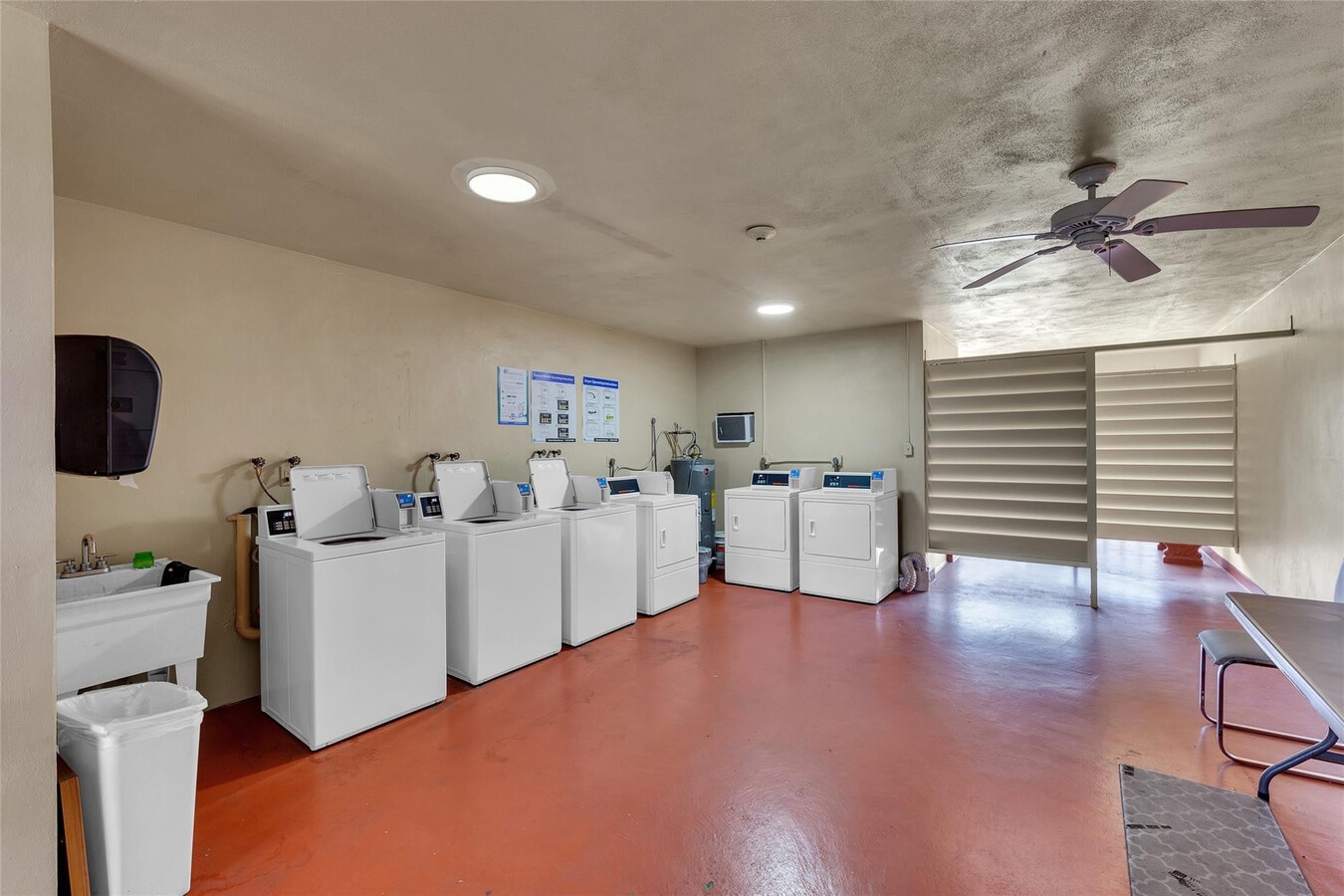 Photo - 5300 Washington St Unidad C318