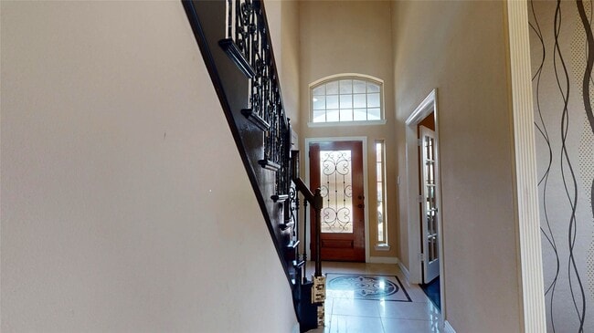 Photo - 3206 Gibbons Crest Ln