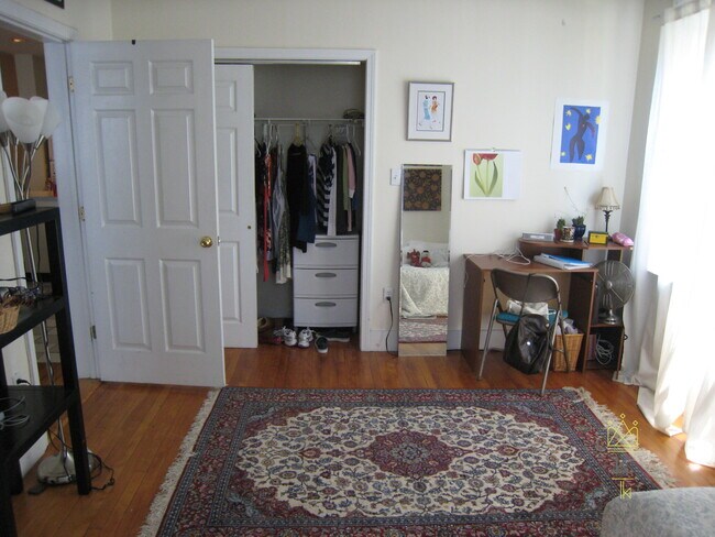 Photo - 322 St Paul St Unit 2