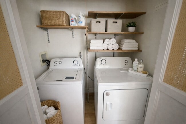 Photo - 608 W Broad St
