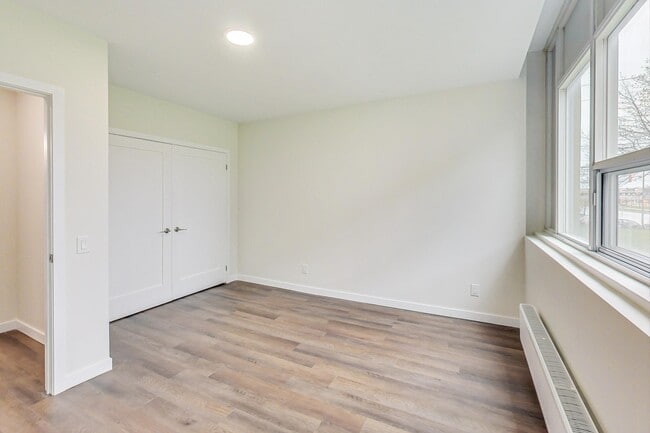 Photo - Humber River Apartments