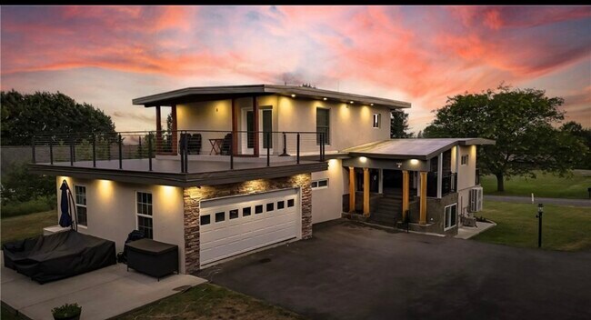 Photo - 10030 Hillside Ter