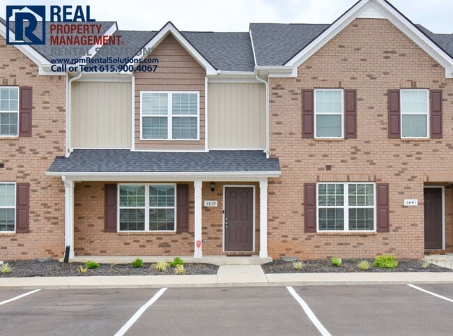 Building Photo - Large 2 bd 2.5 bath townhome in Murfreesbo...