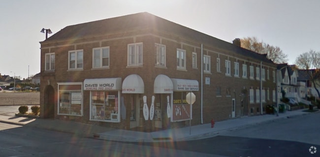 Building Photo - 1408 S 79th St Rental