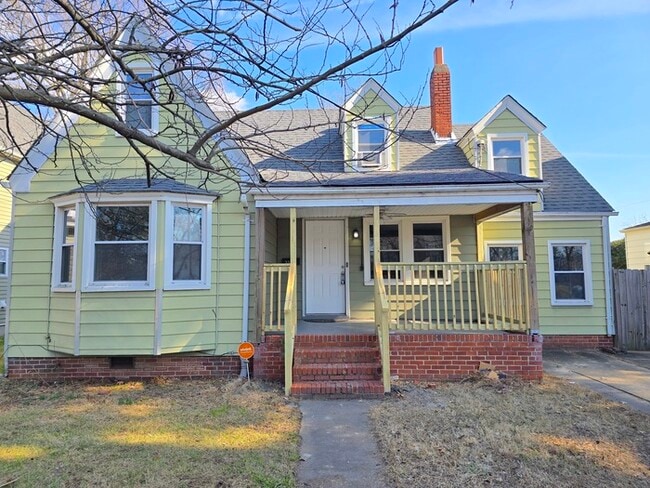 Building Photo - 3504 Chesapeake Blvd