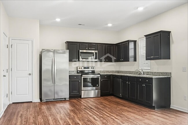 Photo - 191 Orion Way