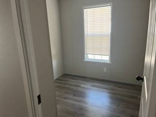 Photo - 1085 Spring Bay Rd