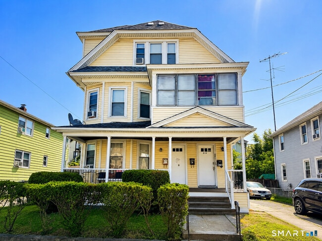 Building Photo - 614 Bishop Ave