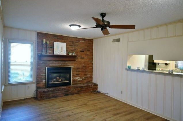 Photo - 5239 Boswell Ave
