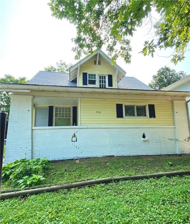 Building Photo - 506 S 18th St Unit 2