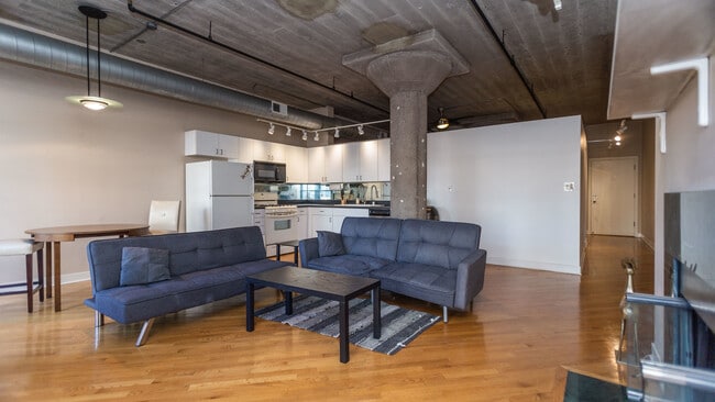 Photo - 411 W Ontario St Unit 516