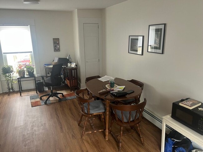 281 Main St Unit 1