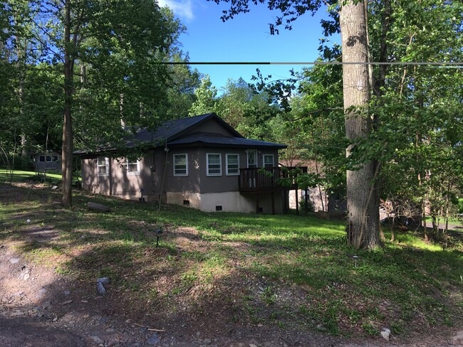 Photo - 103 First St