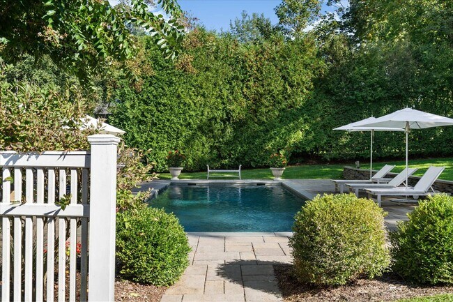 Photo - 99 Audubon Ave