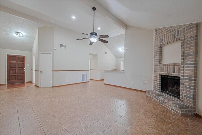 Photo - 6907 Yardley Dr