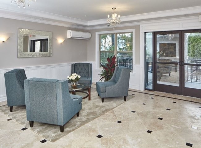 Photo - Maplewood Crossing Luxury Apartments