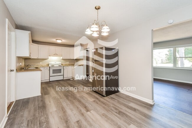 Photo - 1502 Whiteford Rd