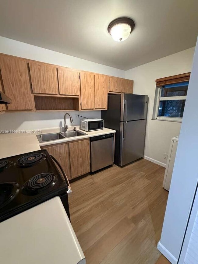 Photo - 102 Gardens Dr Unit 204