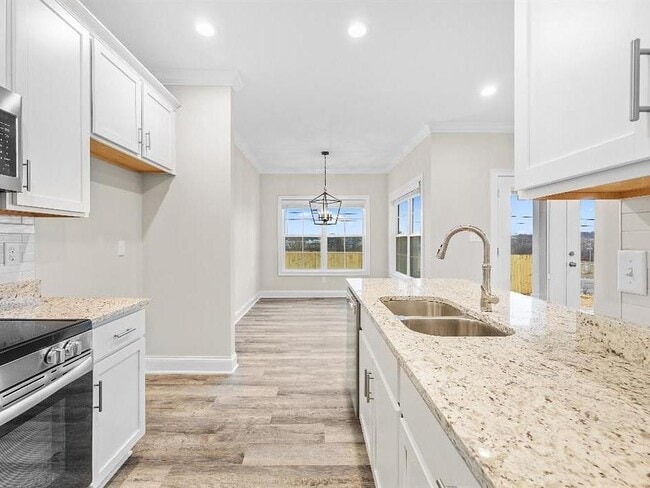 Photo - 7034 Shelton Ln