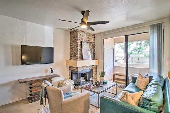 Building Photo - 9708 E Vía Linda Unit ID1385624P