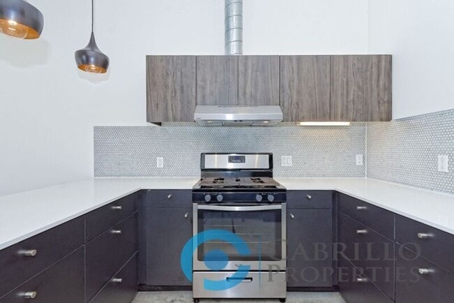 Photo - 2870 Fourth Ave Unit #212