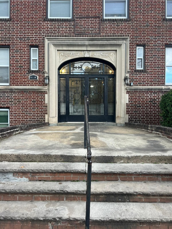 Photo - 689 Sanford Ave Apartment Unit 303