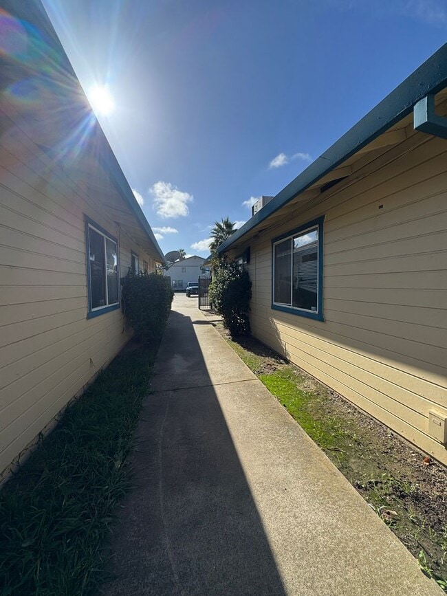 Photo - Great Location! 3BD and 2BA.