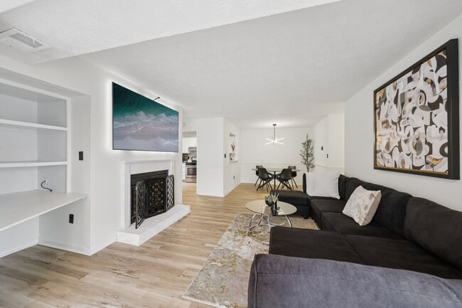 Photo - 2209 Hunters Run Dr Unit 908