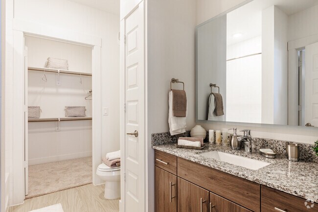 1HAB, 1BA - 637SF | A2 - Latitude