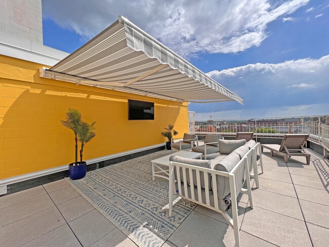 Rooftop Lounge